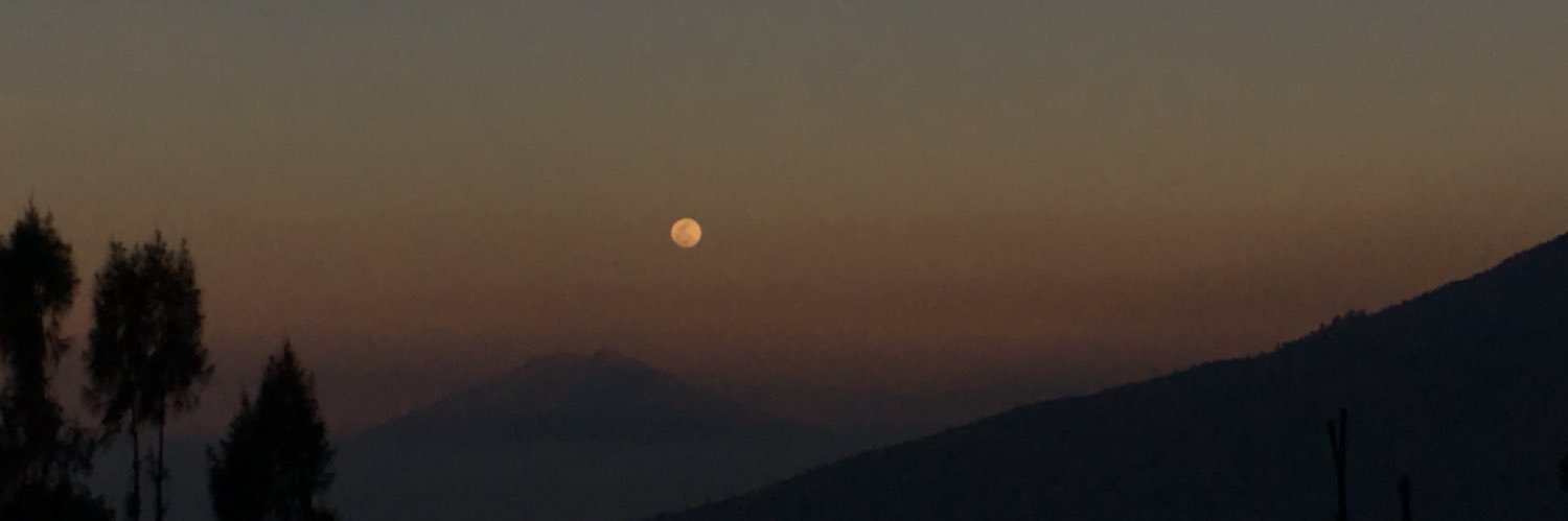 piye_pak's profile banner image