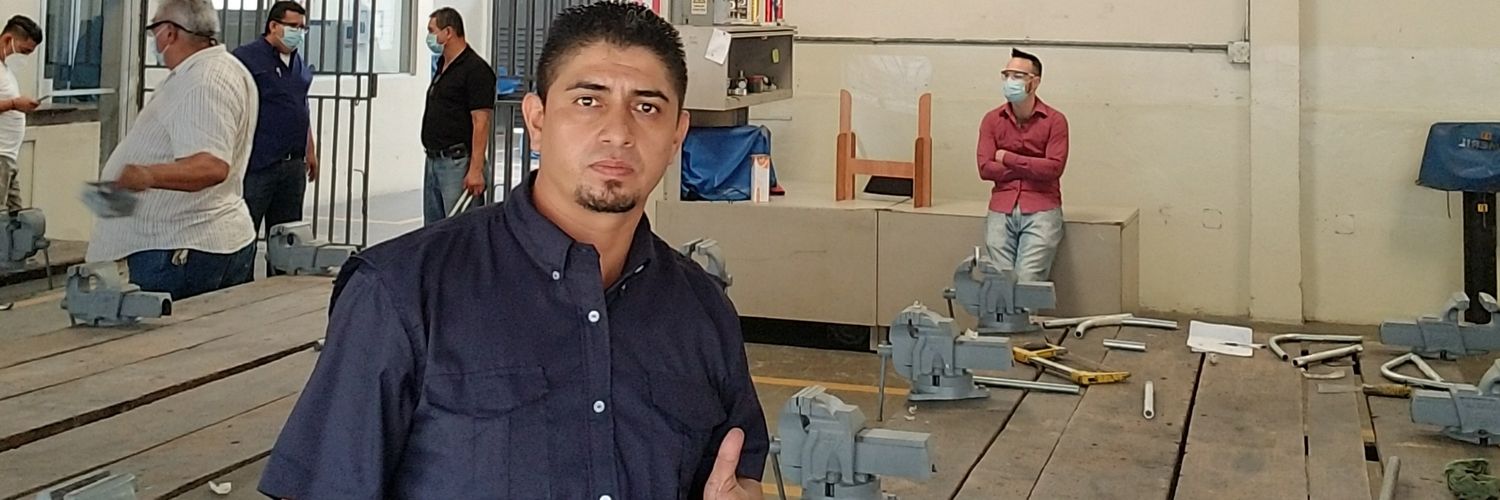 Roberto_16706's profile banner image
