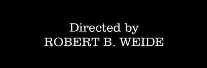 W banner