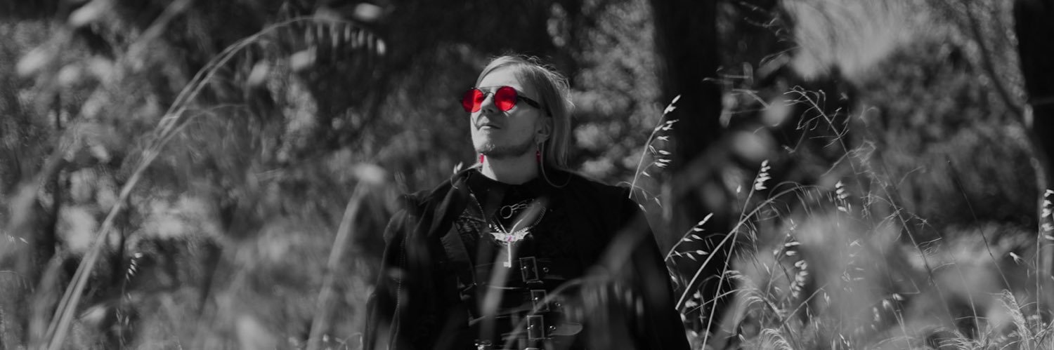 Almifor Derygon banner