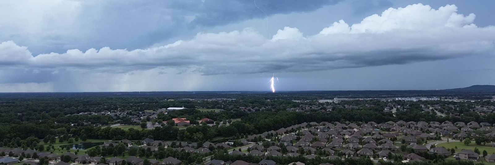 🇺🇸 🇹🇹 Now Back To The Weather banner