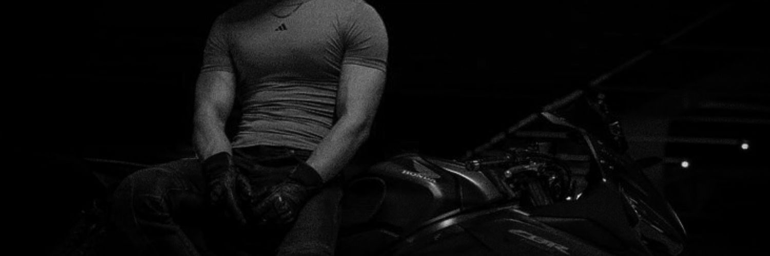 𝑷𝑳𝑨𝒀𝑩𝑶𝒀 banner