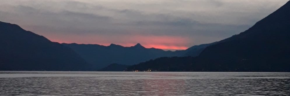 anaclaravarea8's profile banner image