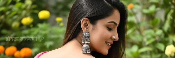 mishika_joshi Profile Banner