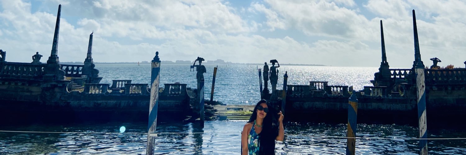 m_indiira's profile banner image