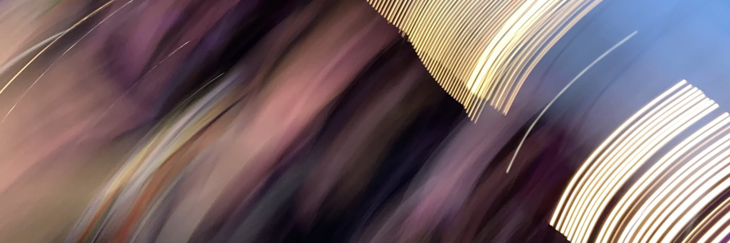 nuriut's profile banner image