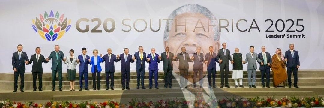 Gomolemo Mohanoe🇿🇦 banner