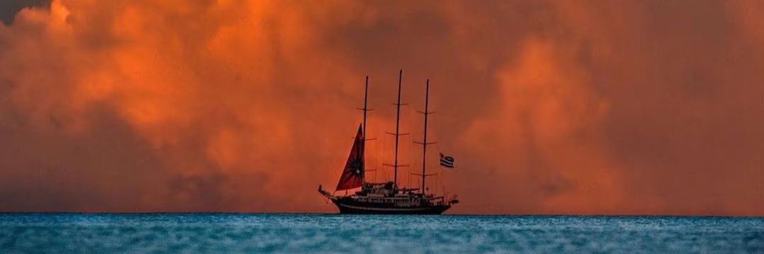 laurencetanv's profile banner image
