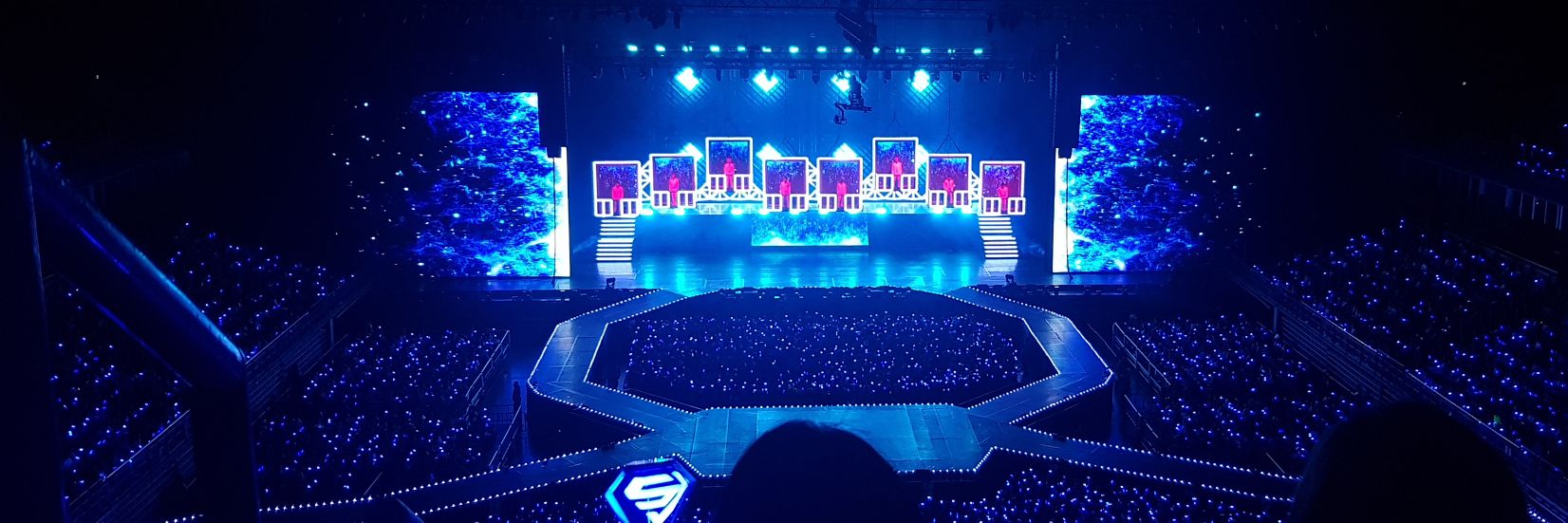 Mickey890102's profile banner image