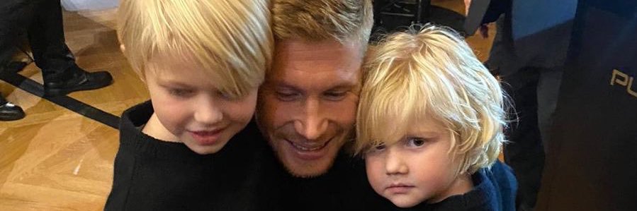 Apparently7sn banner