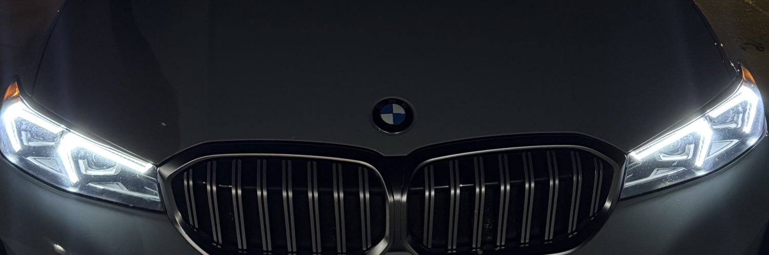 Miklomae's profile banner image