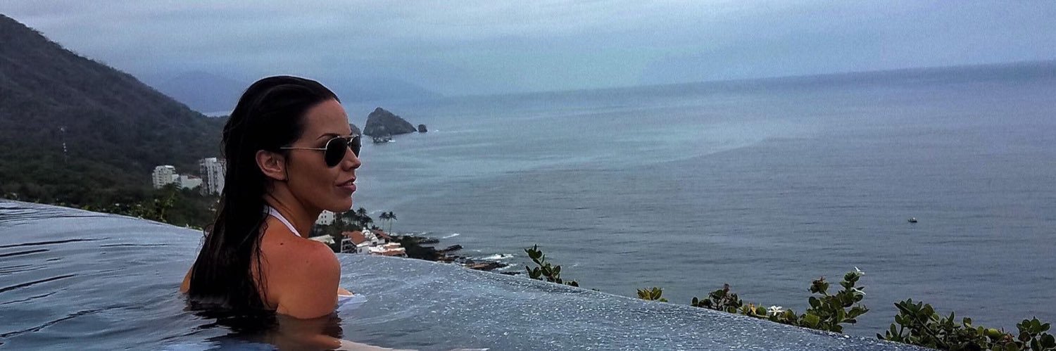 DanielleAlexisM's profile banner image