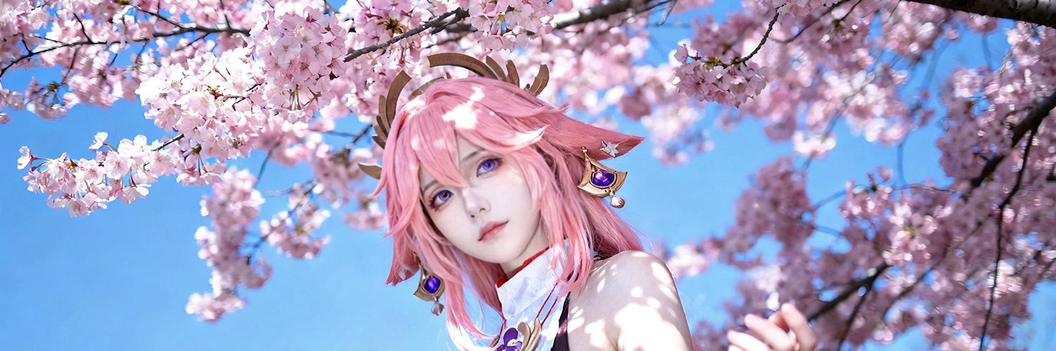 Sybil 🌸✨ banner