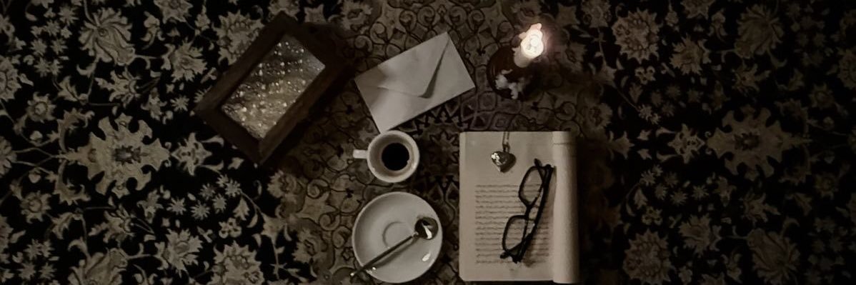' banner