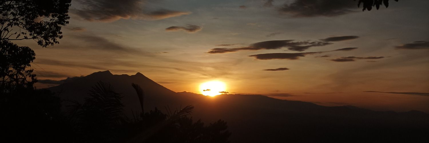 zudbas's profile banner image