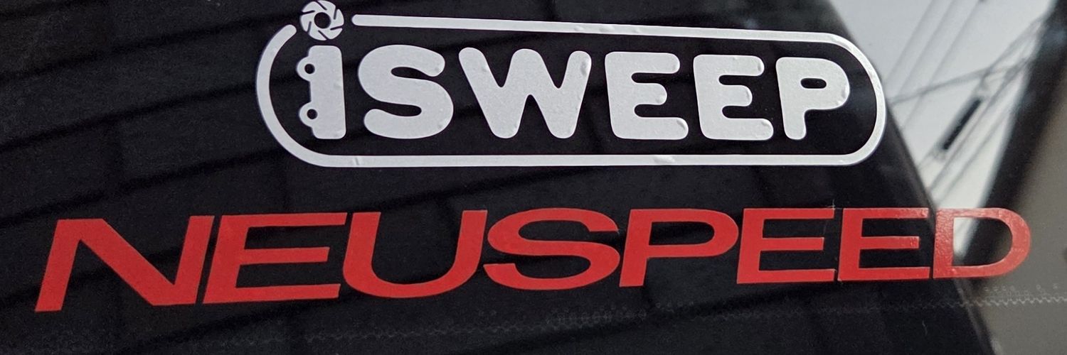 T banner