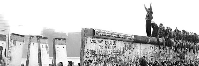 E banner