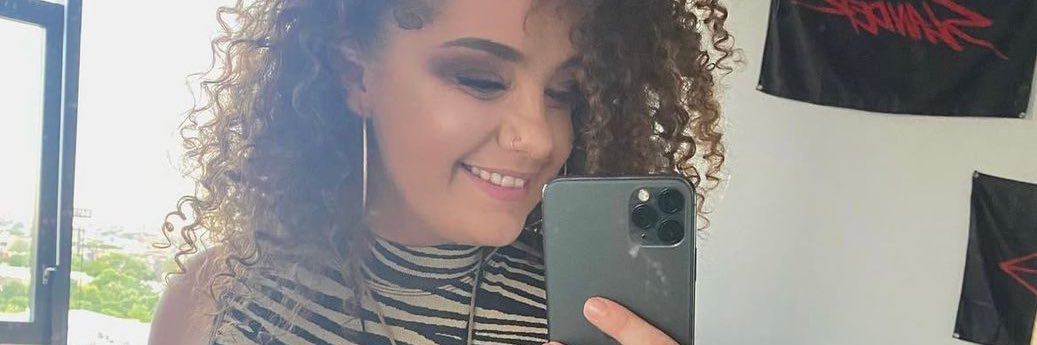 ashleygailmac's profile banner image