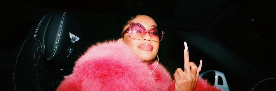 _Naomi_M's profile banner image