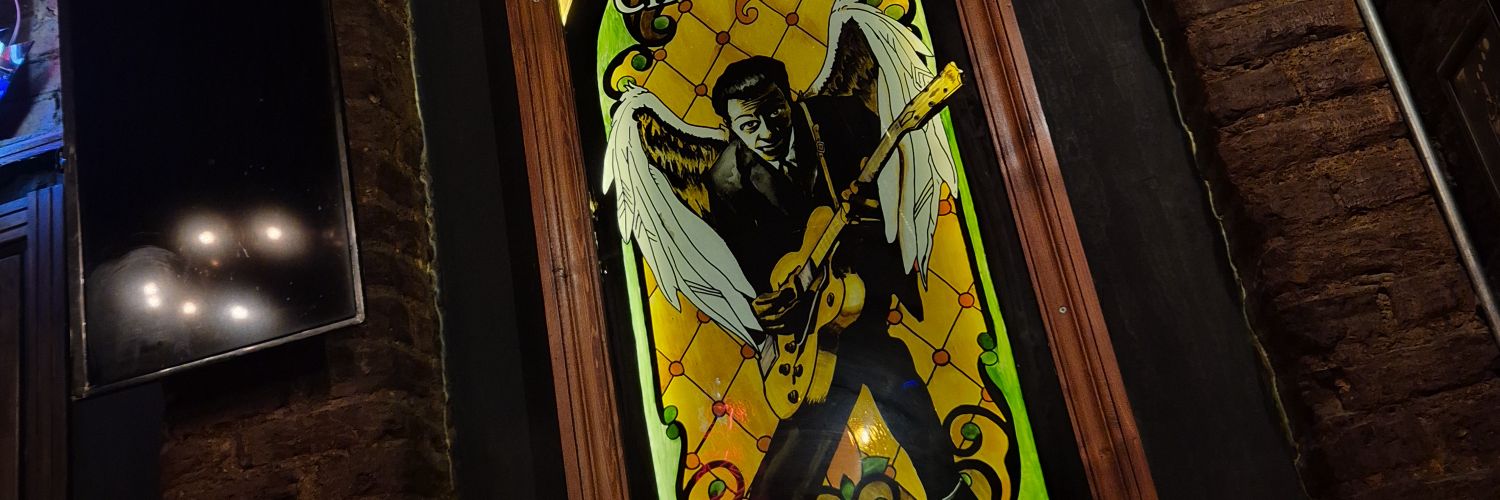 🔪 Davis banner