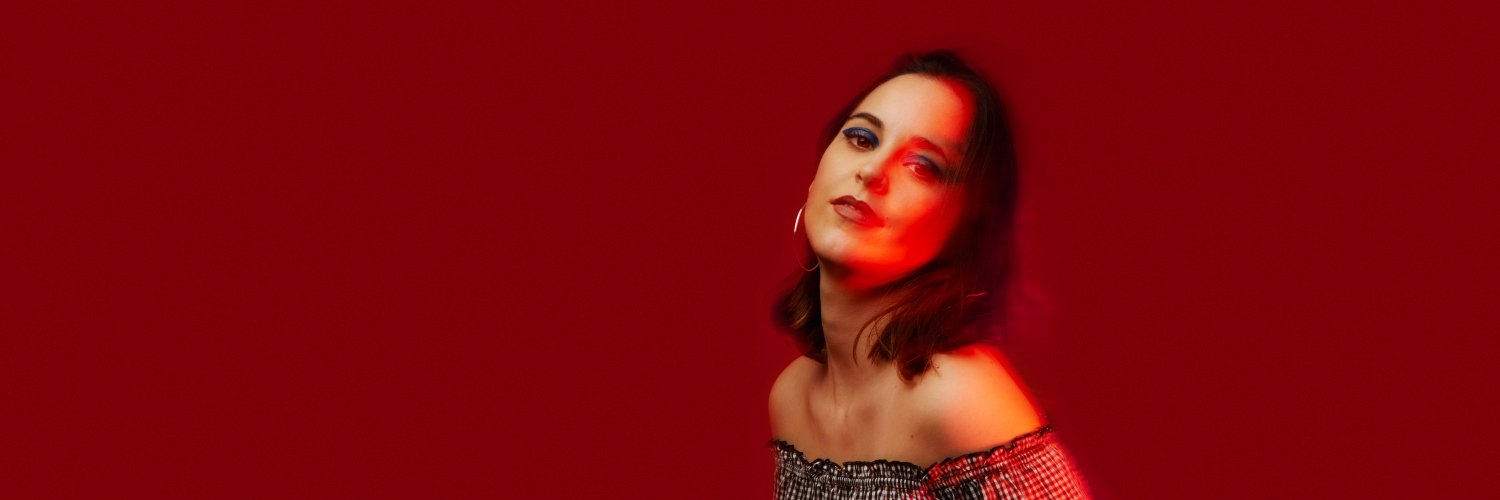 felinecaroline's profile banner image