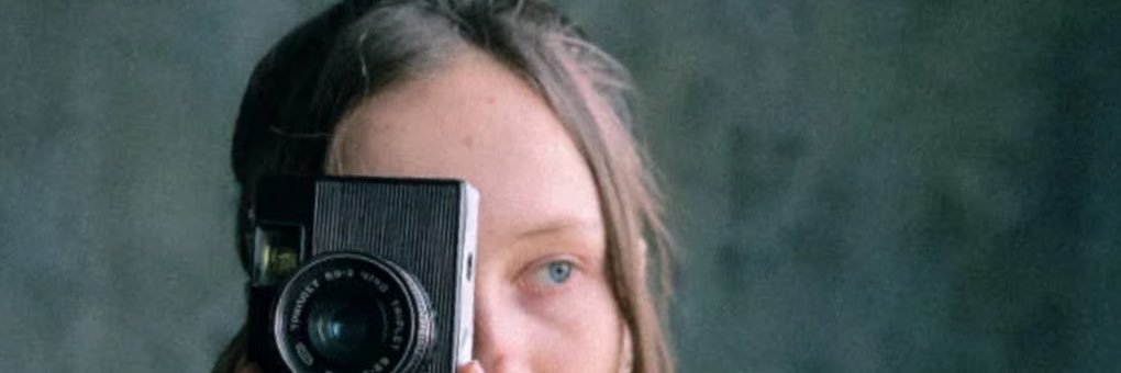 LlerasPilar's profile banner image