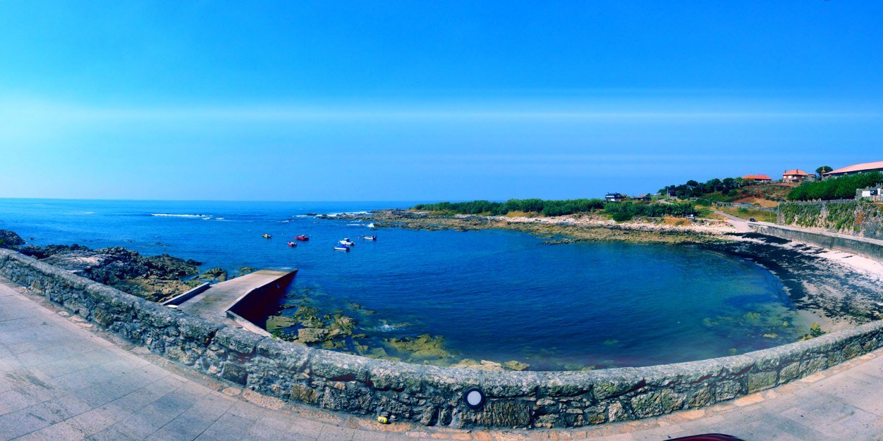 Martín Lázaro banner