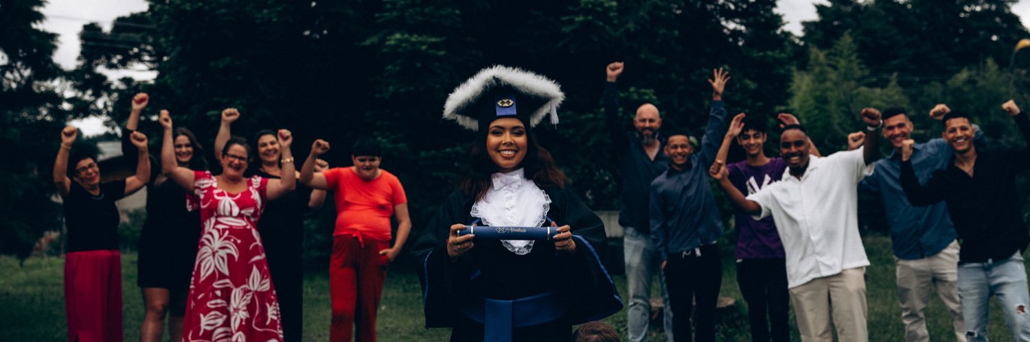 giullymacedo_'s profile banner image