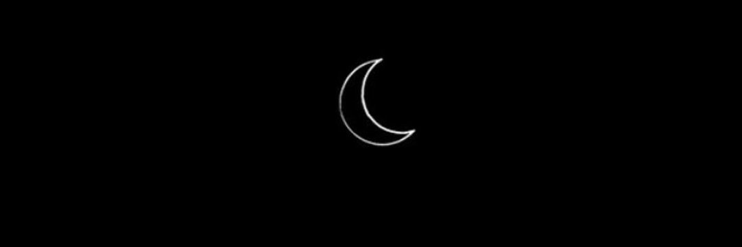 M banner