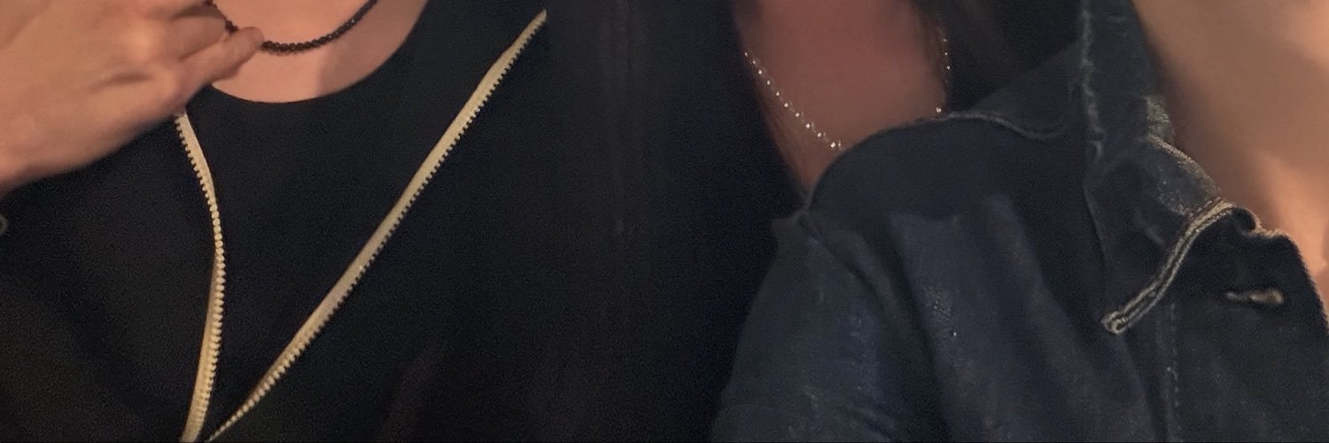 ju__ju__j's profile banner image