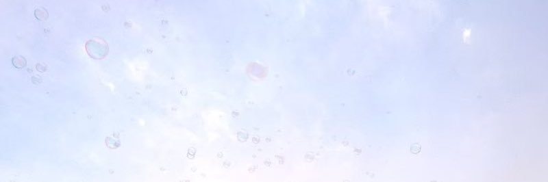 りな banner