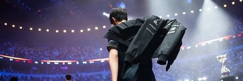 hhcwyy's profile banner image