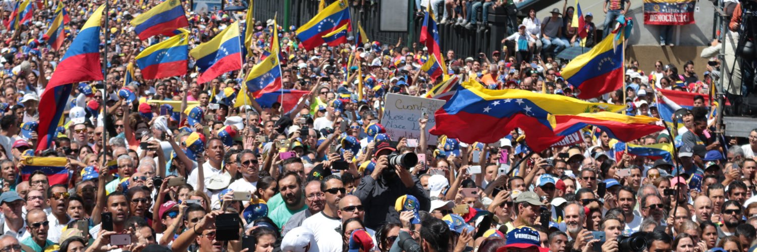 Dennis Fernández banner