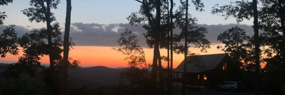 Lindsay_Beth112's profile banner image