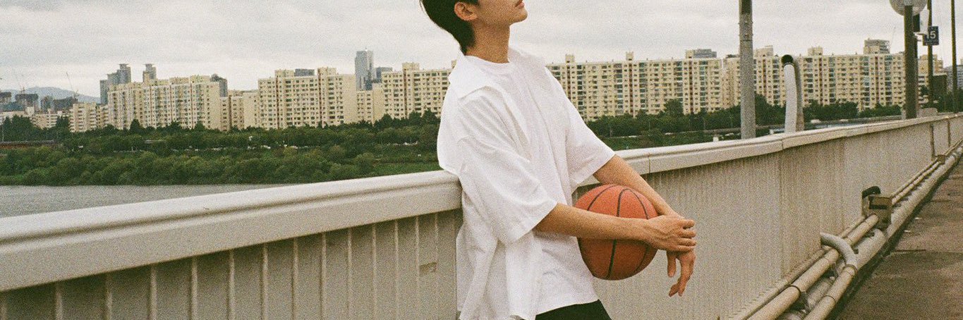 𝑩𝒍𝒖𝒆 𝑳𝒂𝒈𝒐𝒐𝒏 banner