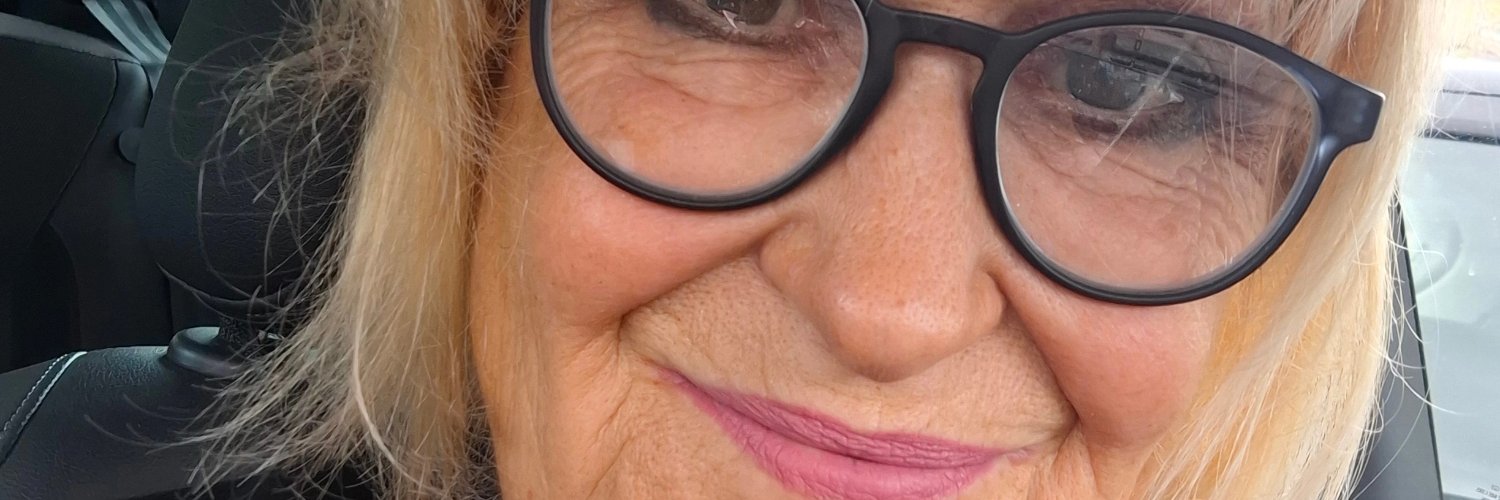 Rose M David Molé banner