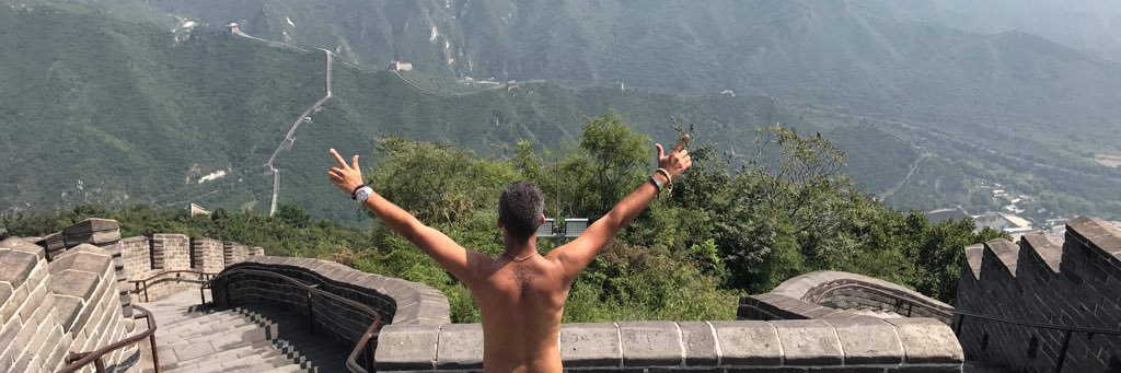 Javier de Leon banner