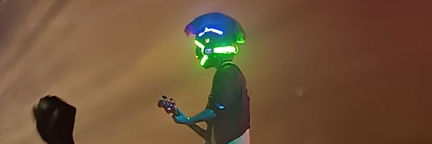 𝘚𝘪𝘭𝘷𝘪𝘢𝘴𝘩 banner