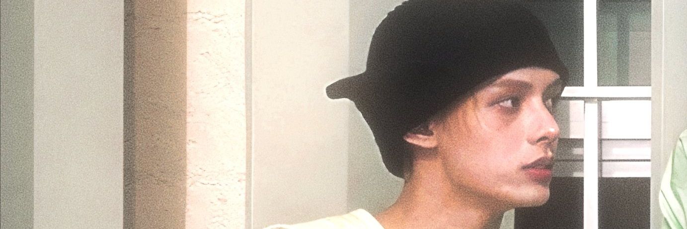s🍅ra banner