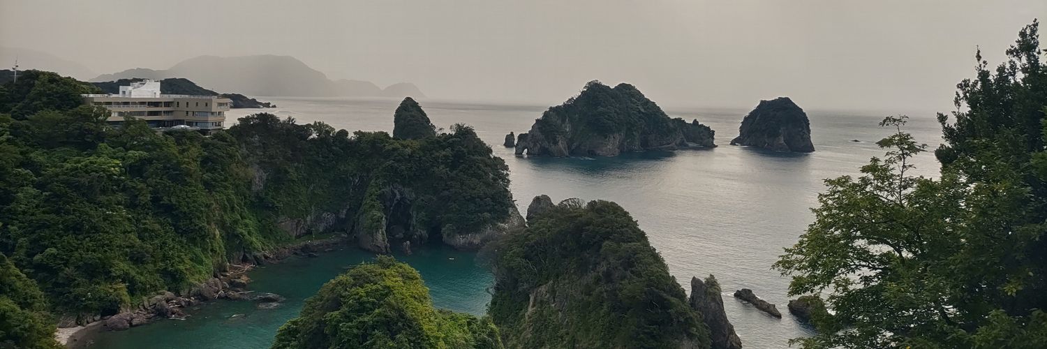 湾岸の金融マン banner