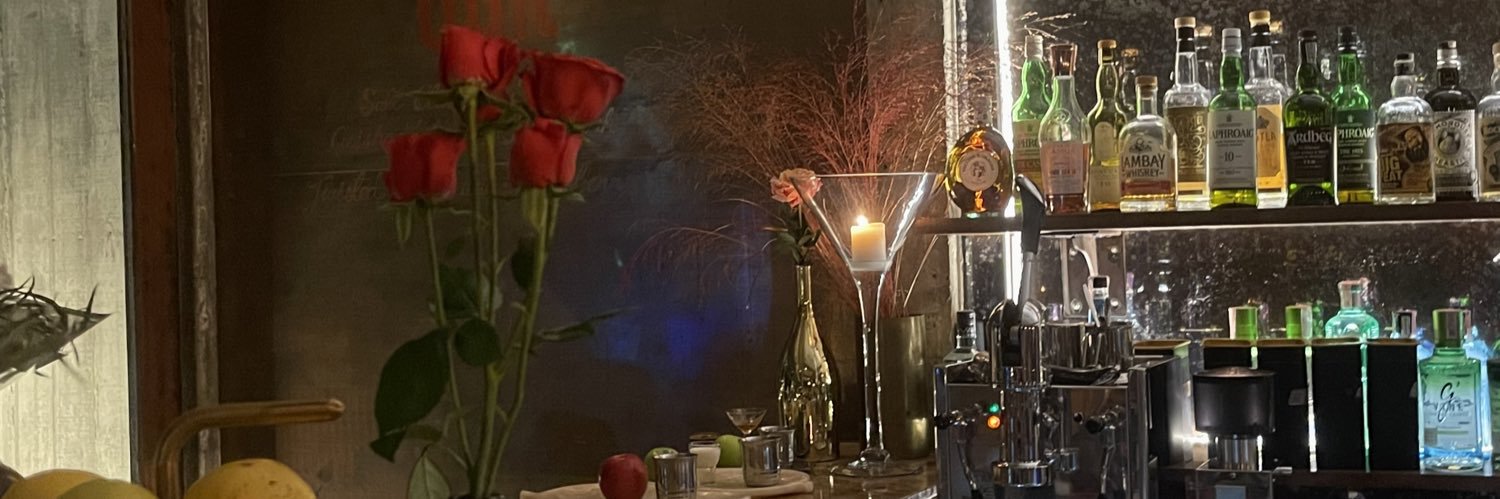 y ï ω a ♡ banner