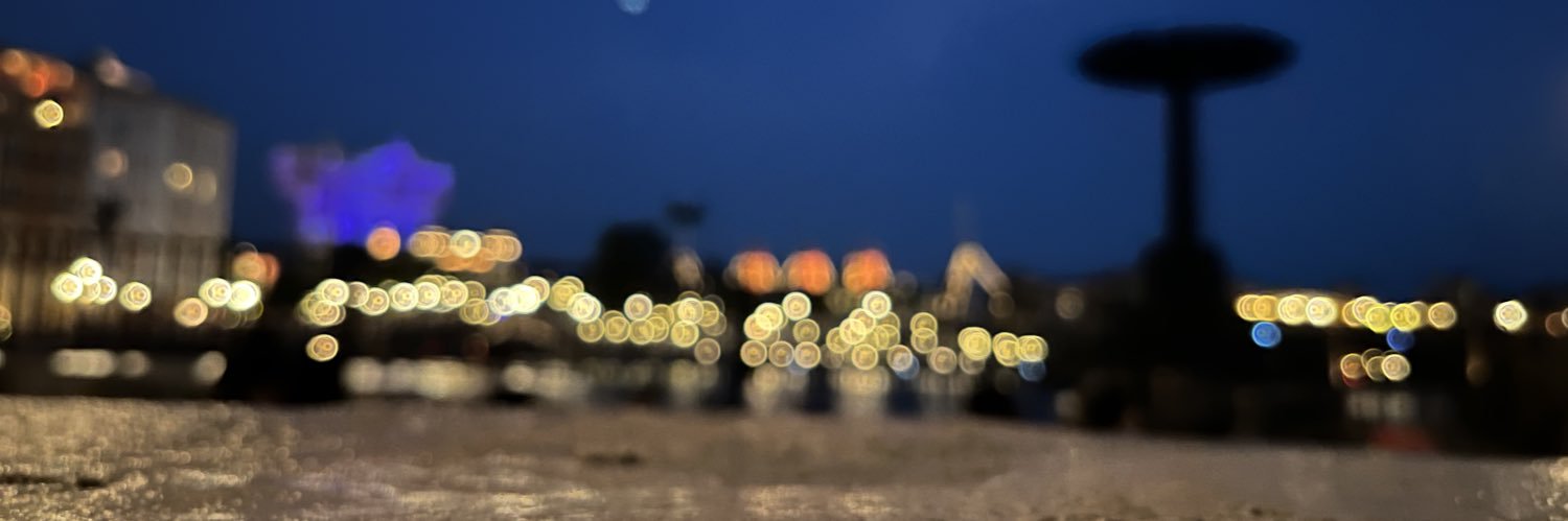 Line_773399's profile banner image