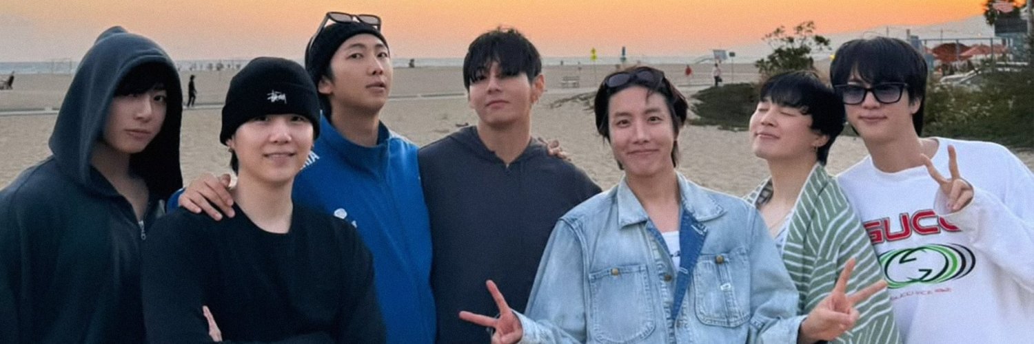 vbear_taee's profile banner image