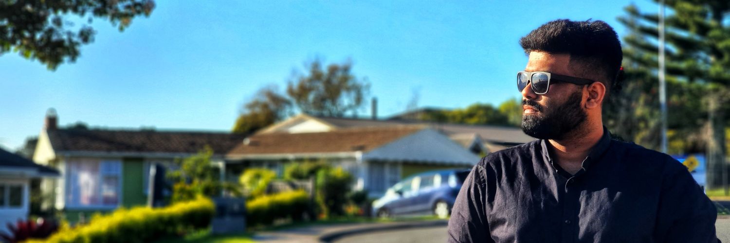 diponz's profile banner image