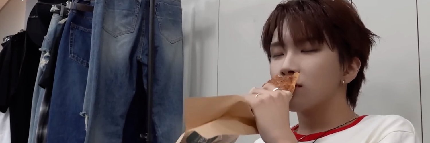 ᴜ ɴ ᴀ ( ｳﾅ ) . banner