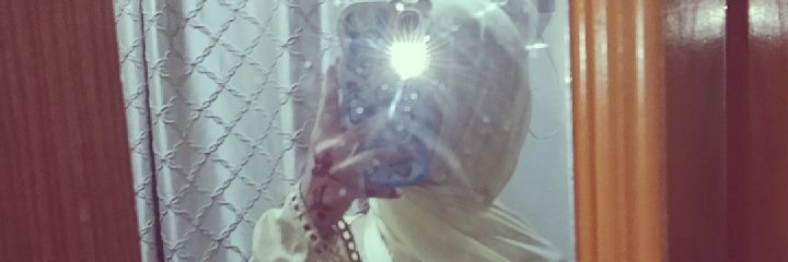 tehreem_fs's profile banner image