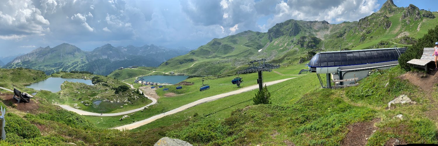 cheichinger's profile banner image