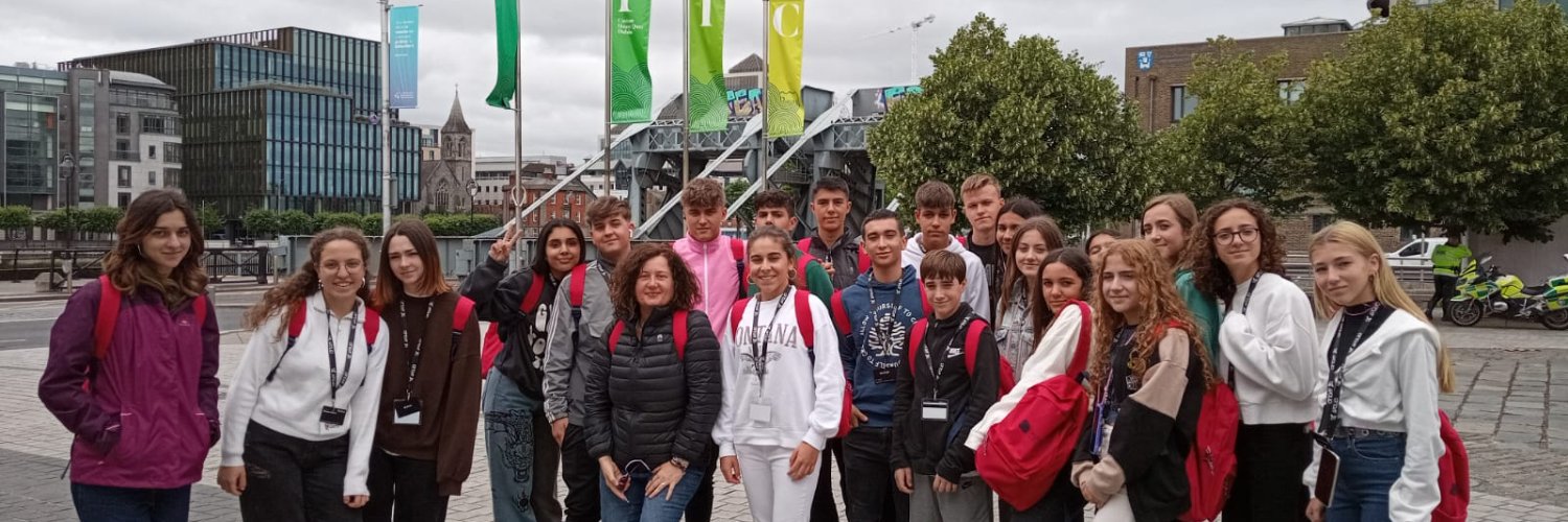 GRAFTONSCHOOL's profile banner image