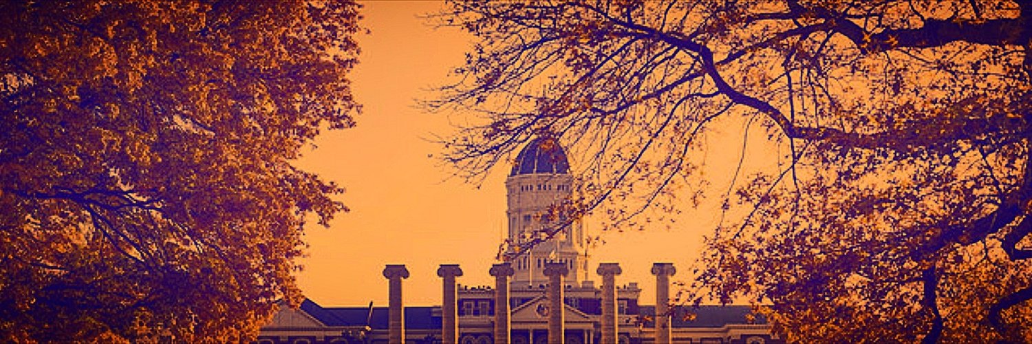 GoldenRetBro's profile banner image