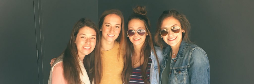 Valentina_1499's profile banner image